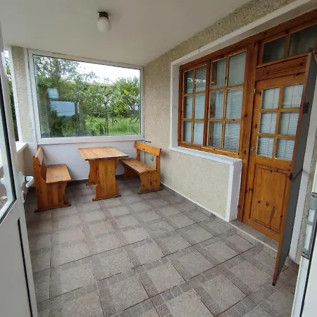 Longoz Penzion Bliznatsi