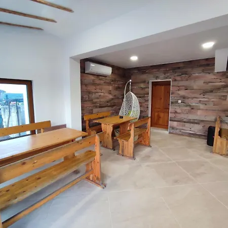 Longoz Близнаци