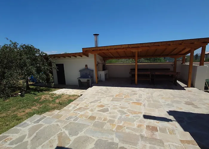 Longoz Pensjonat Bliznatsi